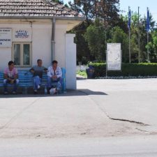 Locuitorii din Corabia s-au „vindecat” de doctorii fabricati la Craiova